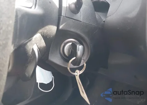 2013 Ford Focus Se z USA, uszkodzony, nr VIN 1FADP3K2XDL117477